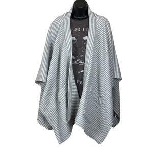 EUC La Vie En Rose blanket cardigan with pockets! Grey and white striped, O/S.
